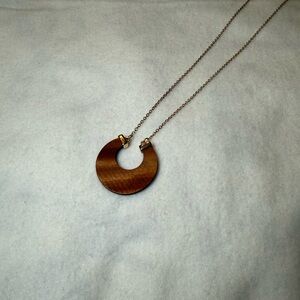 Plunder Elegant Brown Wooden Pendant Necklace